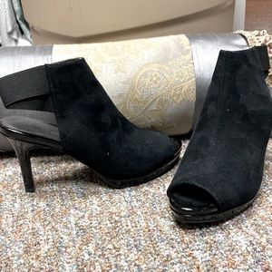 Black Suede Peep Toe Heel Shoe